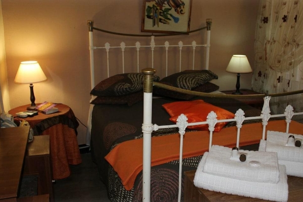 Hotel Tshimologo Farm Guest House (Francistown)